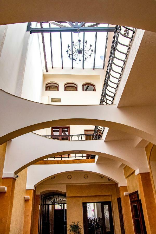 Gosciniec Asticus Bed and Breakfast Jarosław Exterior foto